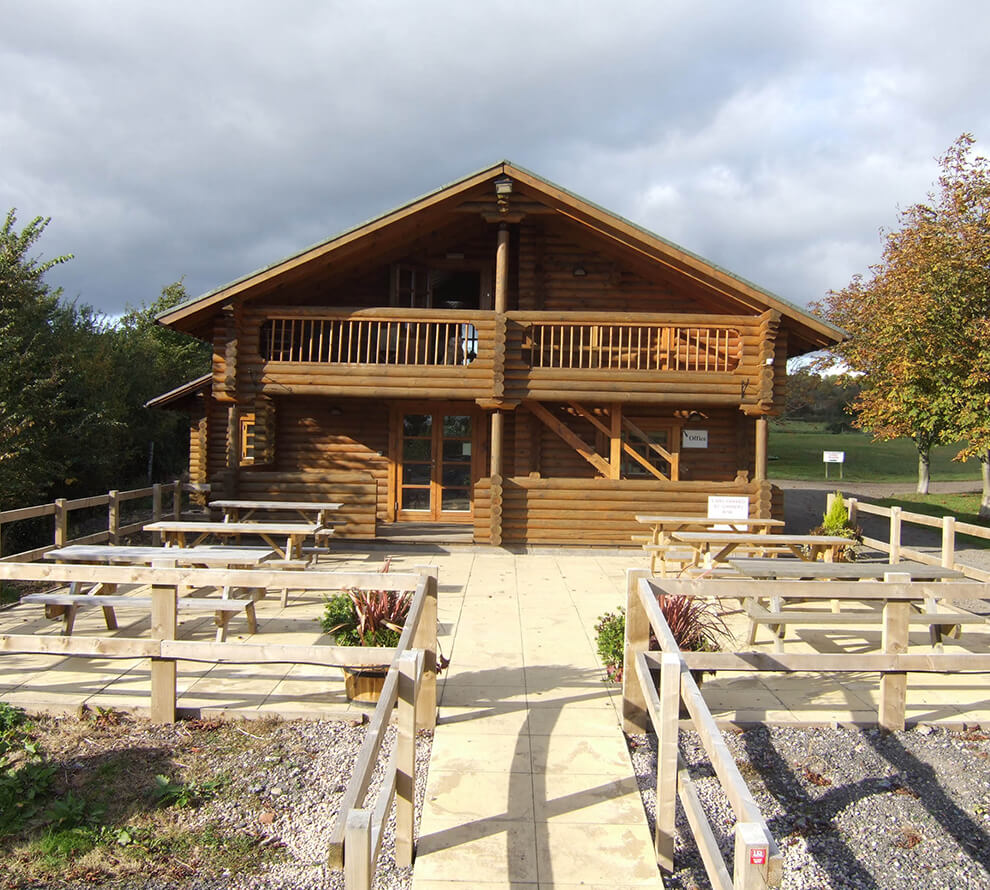 The outside view of the clubhouse at Adventure Sports Warwick