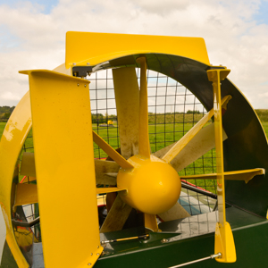 Fan and fins at rear of Hovercraft