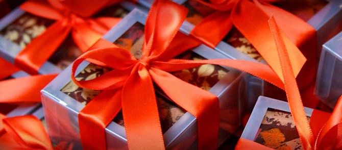 christmas-gift-boxes-header-e1416962876433.jpg