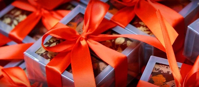 christmas-gift-boxes-header-e1416962876433.jpg